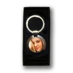 Брелок металевий у коробочці - Зображення 3